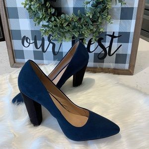 Beautiful blue Aldo heels